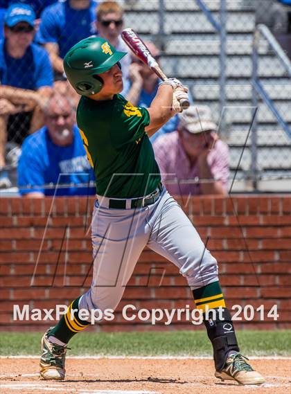 Thumbnail 2 in Santa Fe vs. Friendswood (UIL Region 3 Quarterfinal) photogallery.