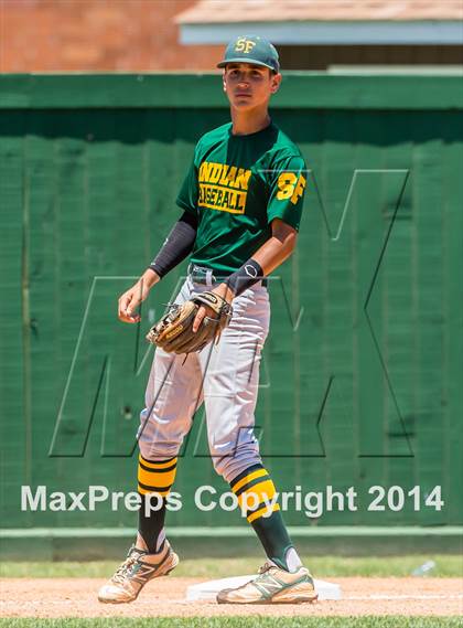 Thumbnail 3 in Santa Fe vs. Friendswood (UIL Region 3 Quarterfinal) photogallery.