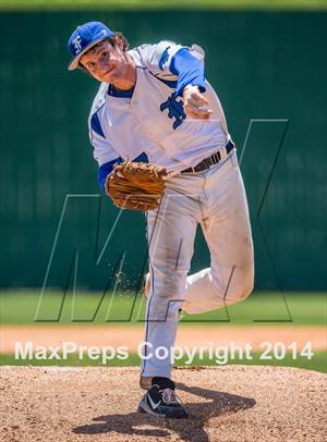 Santa Fe vs. Friendswood (UIL Region 3 Quarterfinal)