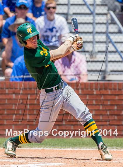 Thumbnail 1 in Santa Fe vs. Friendswood (UIL Region 3 Quarterfinal) photogallery.