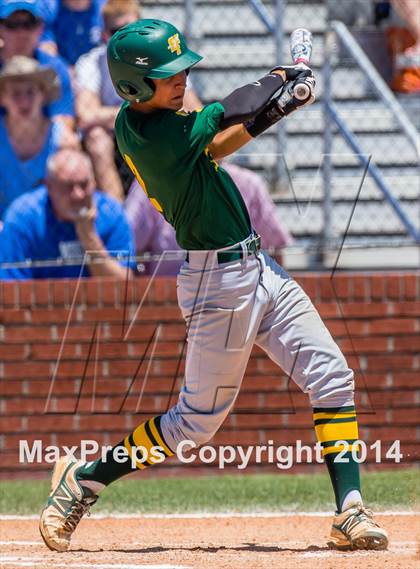 Thumbnail 2 in Santa Fe vs. Friendswood (UIL Region 3 Quarterfinal) photogallery.