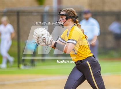 Thumbnail 3 in Timpson vs Hemphill (UIL Softball 2A D2 Bi-District Playoff Game 1) photogallery.