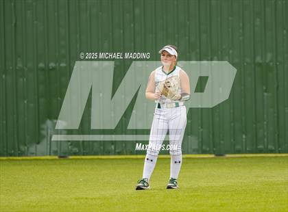 Thumbnail 2 in Timpson vs Hemphill (UIL Softball 2A D2 Bi-District Playoff Game 1) photogallery.