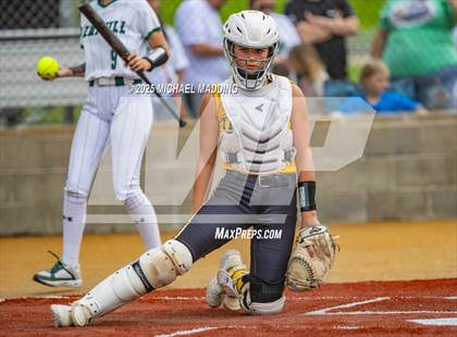 Thumbnail 3 in Timpson vs Hemphill (UIL Softball 2A D2 Bi-District Playoff Game 1) photogallery.