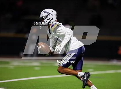 Thumbnail 2 in Cheyenne vs. Mojave (NIAA 4A Southern Semifinal) photogallery.