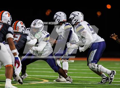 Thumbnail 3 in Cheyenne vs. Mojave (NIAA 4A Southern Semifinal) photogallery.