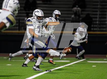 Thumbnail 1 in Cheyenne vs. Mojave (NIAA 4A Southern Semifinal) photogallery.