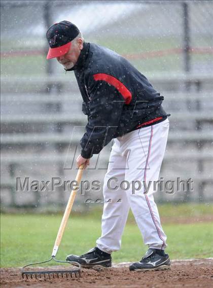 Thumbnail 3 in Saugus @ Hart photogallery.