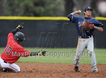 Thumbnail 2 in Saugus @ Hart photogallery.