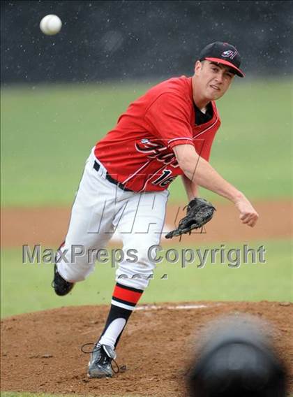 Thumbnail 3 in Saugus @ Hart photogallery.