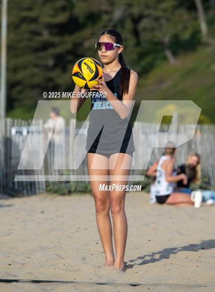 Thumbnail 3 in Buena @ Santa Barbara photogallery.