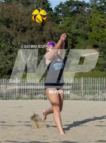Thumbnail 3 in Buena @ Santa Barbara photogallery.