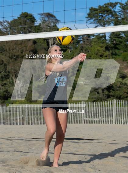 Thumbnail 3 in Buena @ Santa Barbara photogallery.