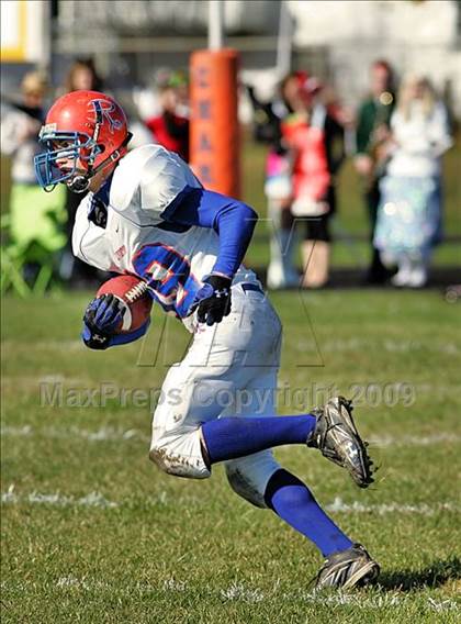 Thumbnail 3 in Riverton @ Illini West (IHSA Class 3A Playoffs) photogallery.