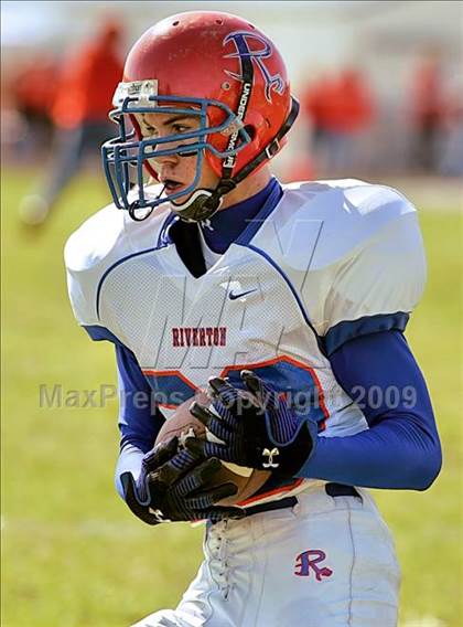 Thumbnail 3 in Riverton @ Illini West (IHSA Class 3A Playoffs) photogallery.