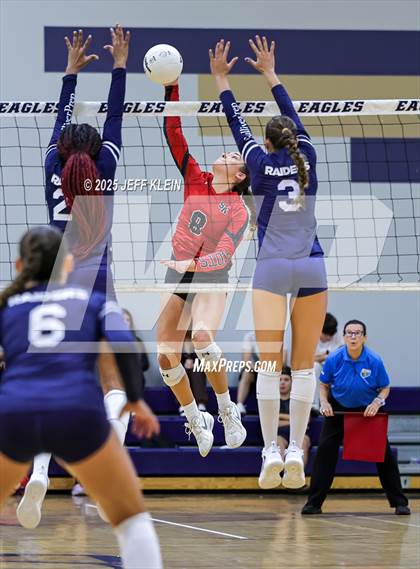 Thumbnail 1 in Saint Andrew's vs. Gulliver Prep photogallery.