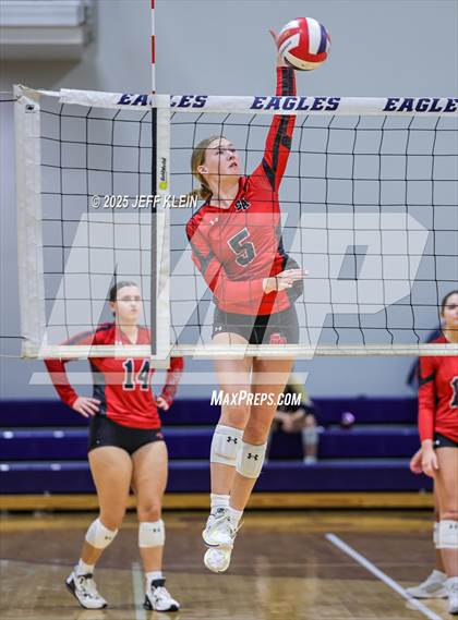Thumbnail 1 in Saint Andrew's vs. Gulliver Prep photogallery.