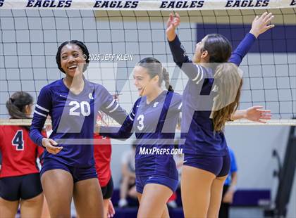 Thumbnail 2 in Saint Andrew's vs. Gulliver Prep photogallery.