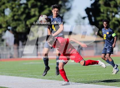 Thumbnail 1 in Hart vs Notre Dame (SO) (Hart Holiday Classic) photogallery.