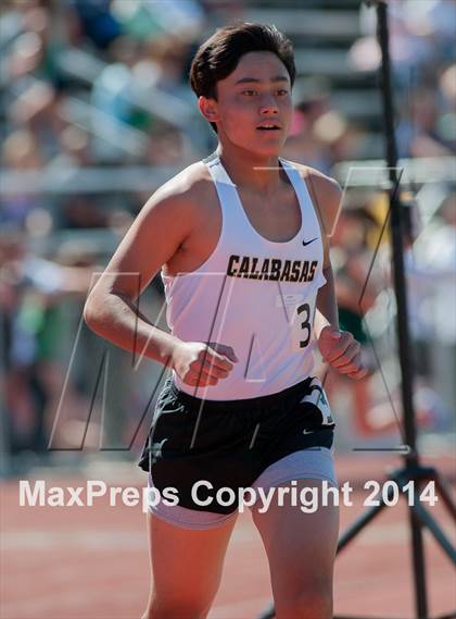 Thumbnail 2 in Don Green Invitational (Boys 800m) photogallery.