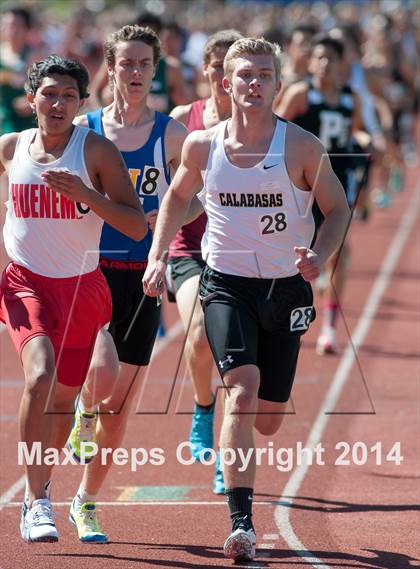 Thumbnail 1 in Don Green Invitational (Boys 800m) photogallery.