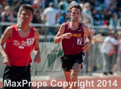 Thumbnail 1 in Don Green Invitational (Boys 800m) photogallery.
