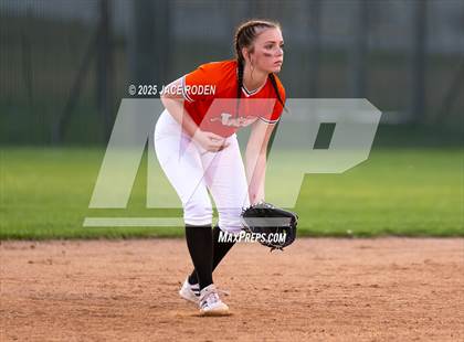 Thumbnail 3 in Warren @ Kirbyville photogallery.