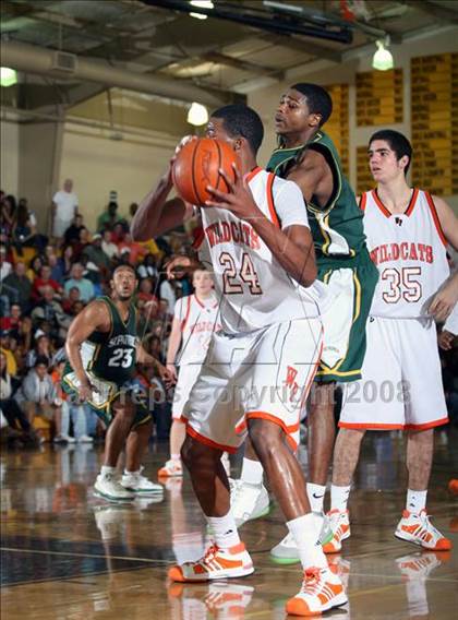 Thumbnail 2 in Winter Park vs. St. Patrick (City of the Palms Classic) photogallery.