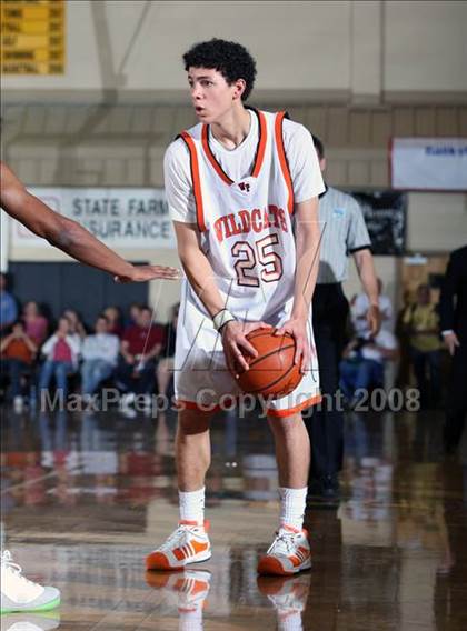 Thumbnail 1 in Winter Park vs. St. Patrick (City of the Palms Classic) photogallery.