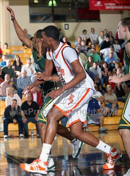 Thumbnail 3 in Winter Park vs. St. Patrick (City of the Palms Classic) photogallery.