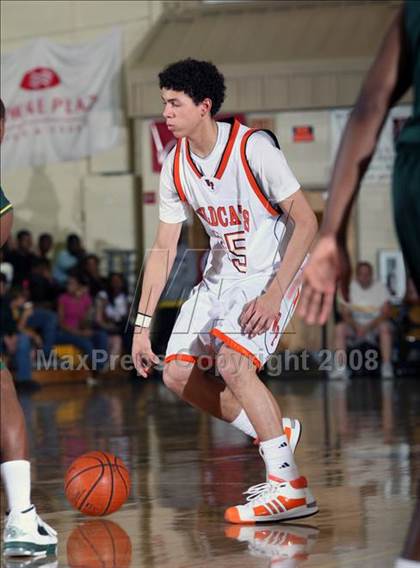 Thumbnail 1 in Winter Park vs. St. Patrick (City of the Palms Classic) photogallery.