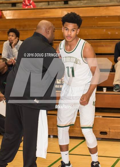 Thumbnail 1 in Morgan Park vs. Moreau Catholic (Oakland Legends Classic) photogallery.