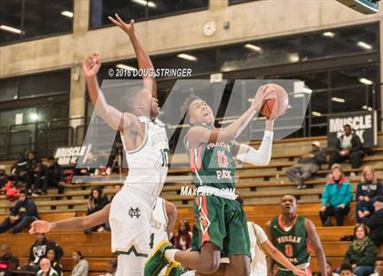 Thumbnail 3 in Morgan Park vs. Moreau Catholic (Oakland Legends Classic) photogallery.
