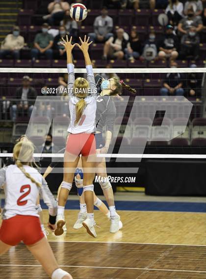 Thumbnail 3 in Eaton vs. University (CHSAA 3A Semifinal) photogallery.