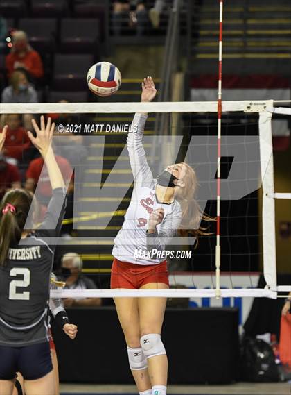 Thumbnail 3 in Eaton vs. University (CHSAA 3A Semifinal) photogallery.