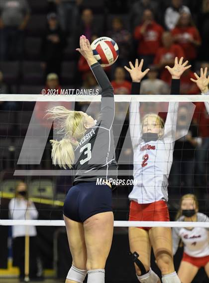 Thumbnail 3 in Eaton vs. University (CHSAA 3A Semifinal) photogallery.
