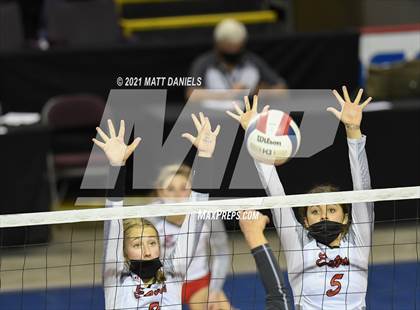 Thumbnail 2 in Eaton vs. University (CHSAA 3A Semifinal) photogallery.