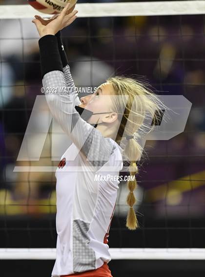 Thumbnail 2 in Eaton vs. University (CHSAA 3A Semifinal) photogallery.