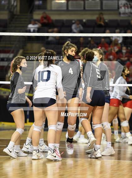 Thumbnail 2 in Eaton vs. University (CHSAA 3A Semifinal) photogallery.
