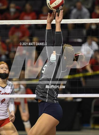 Thumbnail 2 in Eaton vs. University (CHSAA 3A Semifinal) photogallery.