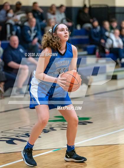 Thumbnail 3 in Cathedral vs Indianapolis Bishop Chatard (City Tournment) photogallery.