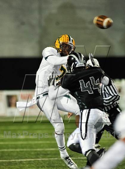 Thumbnail 1 in Volcano Vista vs. Mayfield photogallery.
