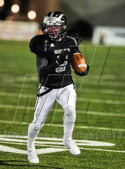 Thumbnail 2 in Volcano Vista vs. Mayfield photogallery.