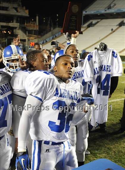 Thumbnail 2 in Pender vs Albemarle (NCHSAA 1AA Final) photogallery.