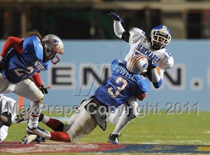 Thumbnail 1 in Pender vs Albemarle (NCHSAA 1AA Final) photogallery.