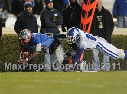 Thumbnail 2 in Pender vs Albemarle (NCHSAA 1AA Final) photogallery.