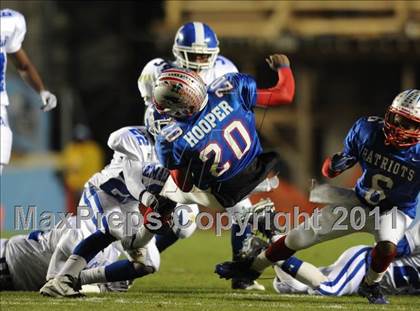 Thumbnail 3 in Pender vs Albemarle (NCHSAA 1AA Final) photogallery.