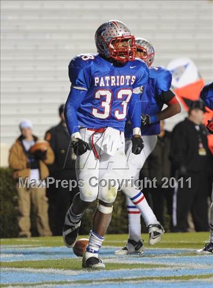 Thumbnail 2 in Pender vs Albemarle (NCHSAA 1AA Final) photogallery.