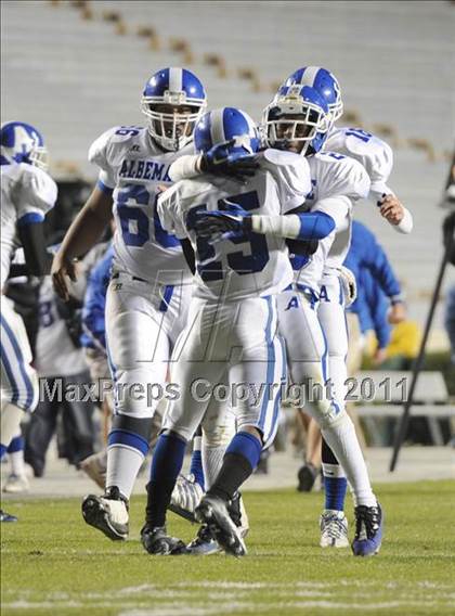 Thumbnail 2 in Pender vs Albemarle (NCHSAA 1AA Final) photogallery.