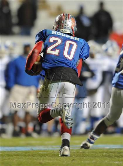 Thumbnail 3 in Pender vs Albemarle (NCHSAA 1AA Final) photogallery.